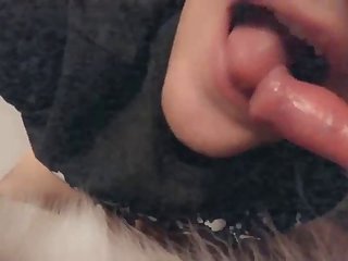 Chuckle Twink Sucking Some Nice Doggie Cock